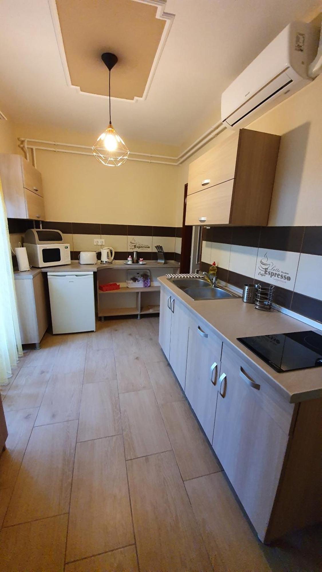 Agnes Vendeghazak Siofok-Apartman 2 المظهر الخارجي الصورة